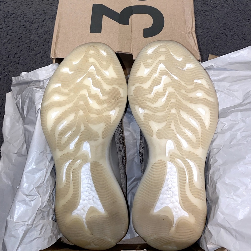 SOLD! - Picture 4 of 8